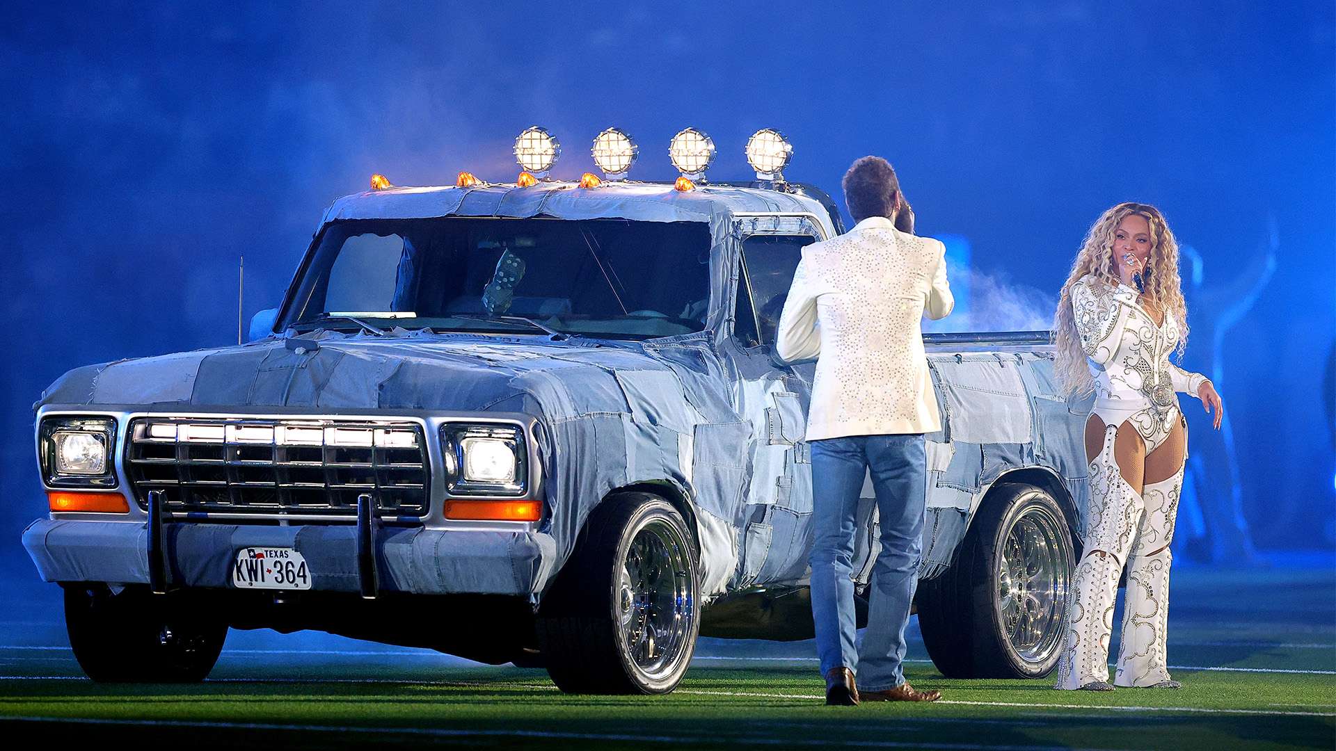 九游娱乐官方平台：文班22+8+4巴恩斯24分，马刺121-110大胜火箭获NBA杯首胜