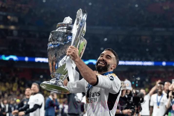 罗马诺:皇马将与卡瓦哈尔谈续约 双方都很乐意合作 罗马诺:皇马将与卡瓦哈尔谈续约 双方都很乐意合作